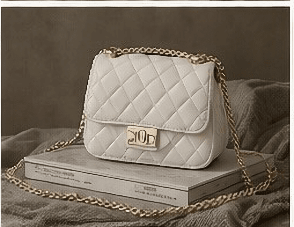 キルティングチェーンバッグ（アイボリー）