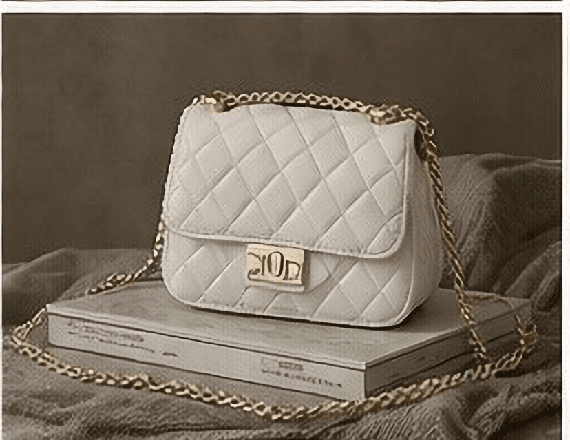 キルティングチェーンバッグ（アイボリー）